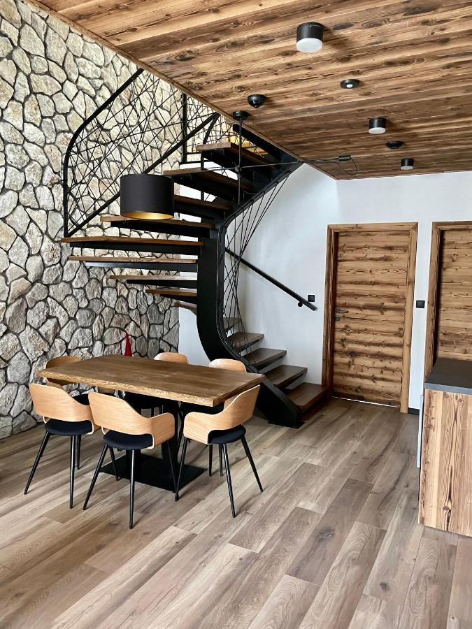 Apartmany Demaenovka เดมานอฟสกา โดลินา ภายนอก รูปภาพ