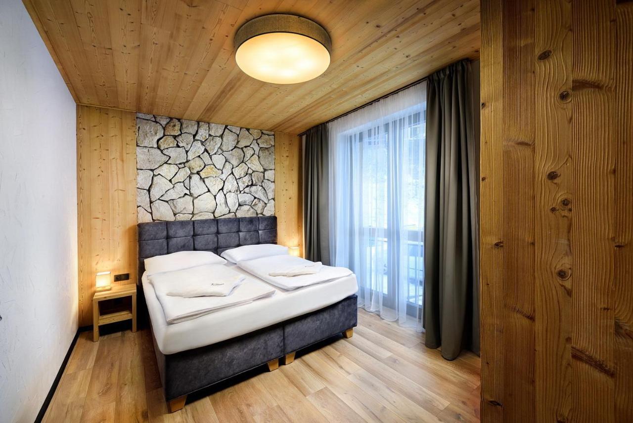 Apartmany Demaenovka เดมานอฟสกา โดลินา ภายนอก รูปภาพ