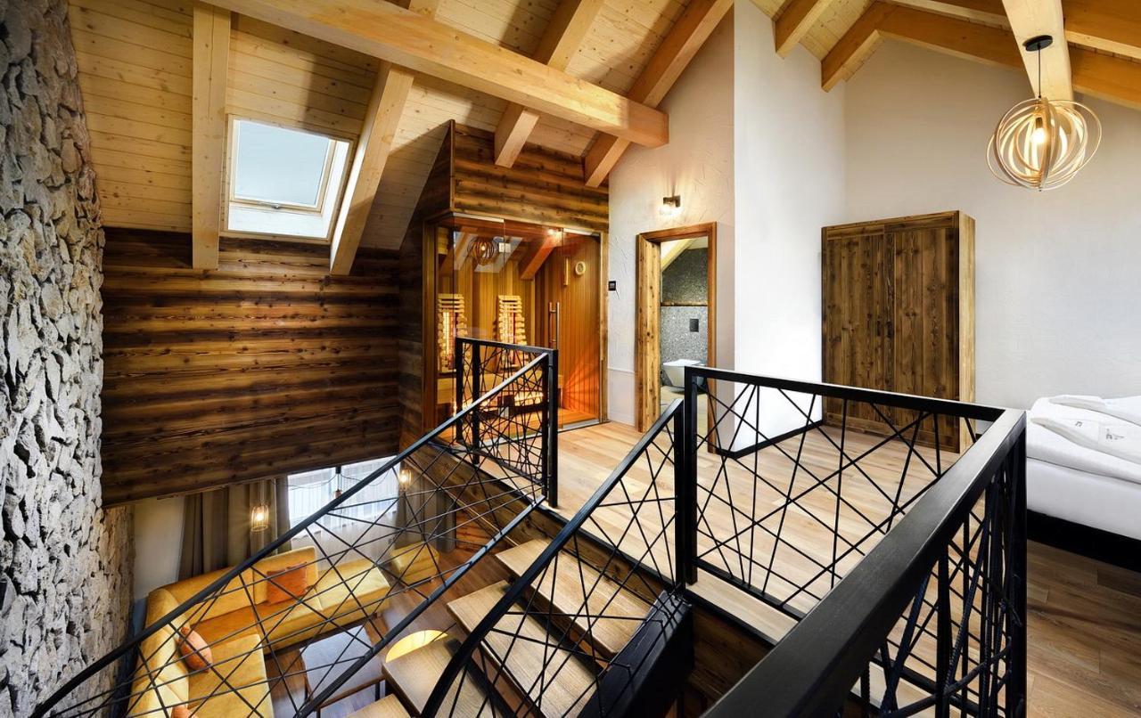 Apartmany Demaenovka เดมานอฟสกา โดลินา ภายนอก รูปภาพ