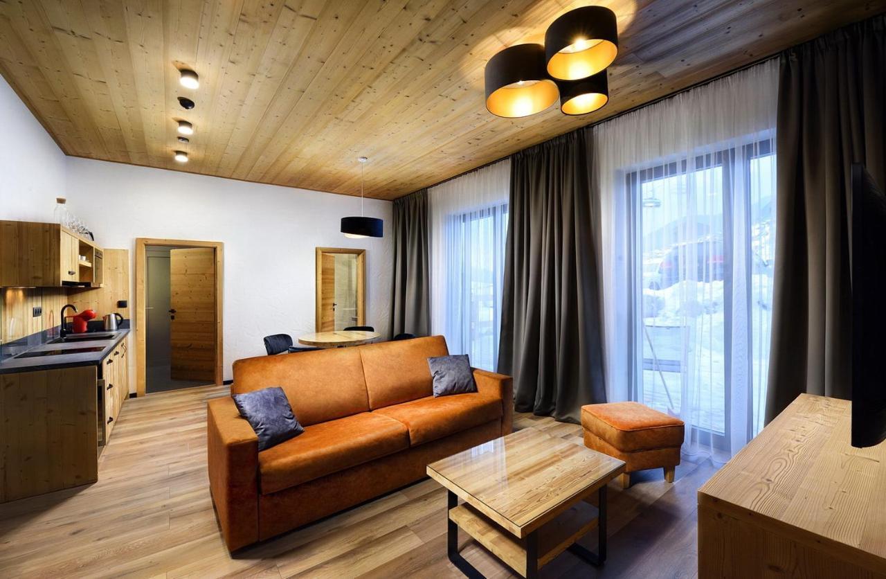 Apartmany Demaenovka เดมานอฟสกา โดลินา ภายนอก รูปภาพ