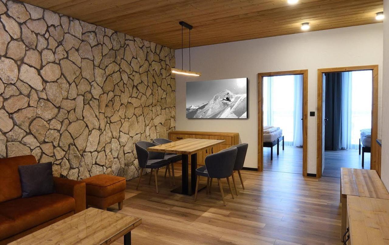 Apartmany Demaenovka เดมานอฟสกา โดลินา ภายนอก รูปภาพ