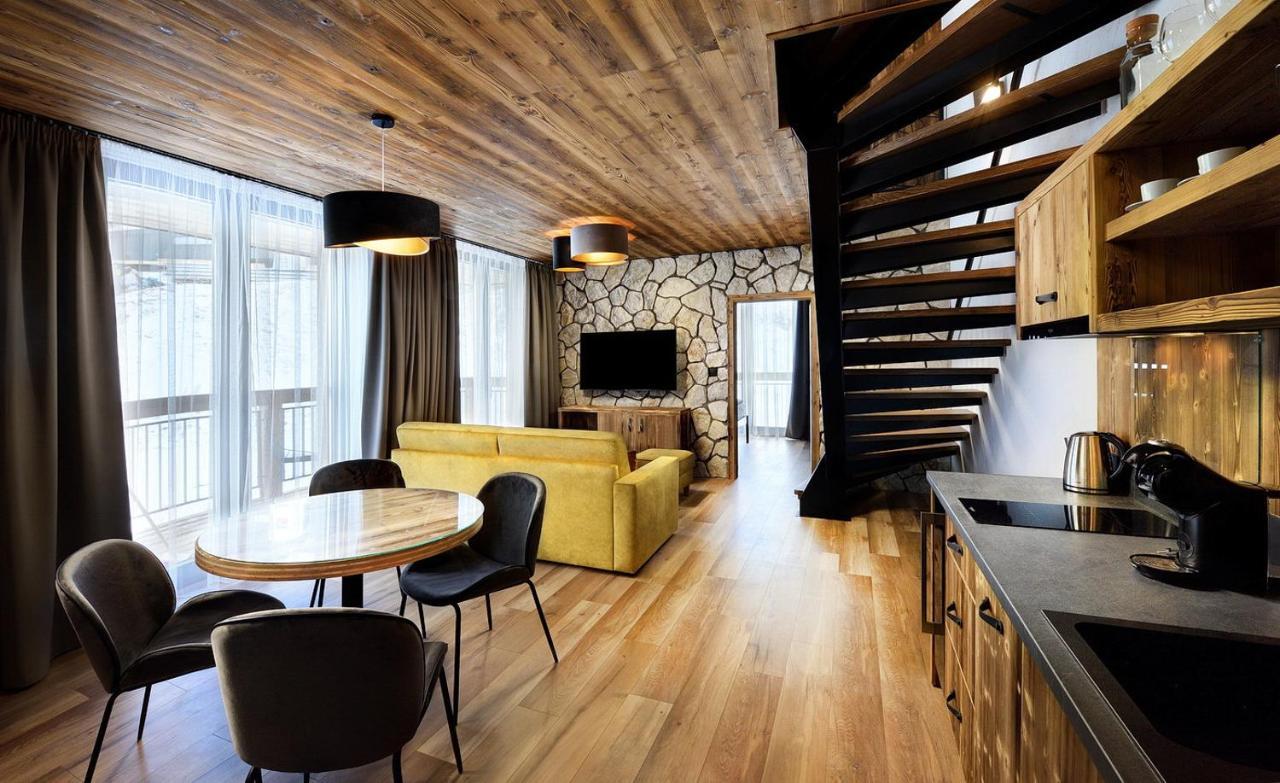 Apartmany Demaenovka เดมานอฟสกา โดลินา ภายนอก รูปภาพ