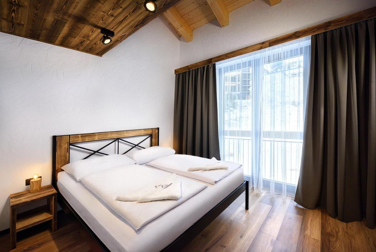 Apartmany Demaenovka เดมานอฟสกา โดลินา ภายนอก รูปภาพ